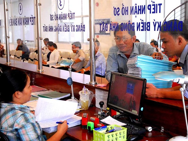 Không giao quận, huyện, giấy tờ đất tiếp tục ách tắc