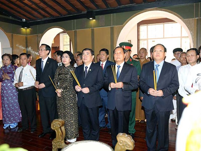 Lãnh đạo Đảng, Nhà nước viếng Chủ tịch Hồ Chí Minh