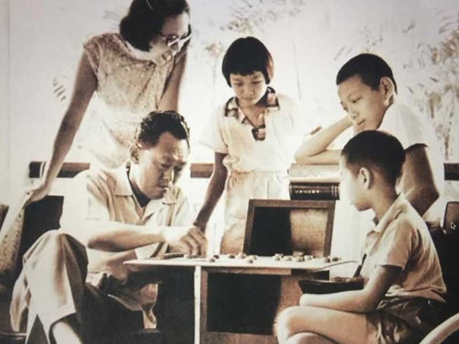 Sóng gió hậu duệ gia đình Lý Quang Diệu