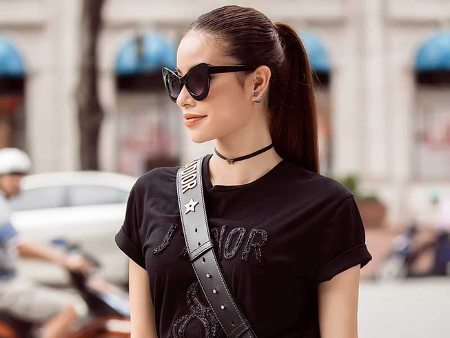 Phạm Hương tham gia Tuần lễ thời trang Seoul