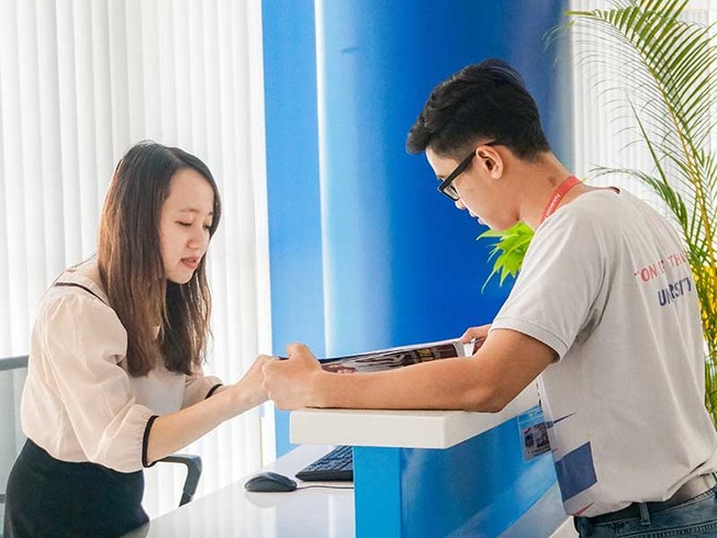 Sinh viên trong vòng xoay học phí tự chủ