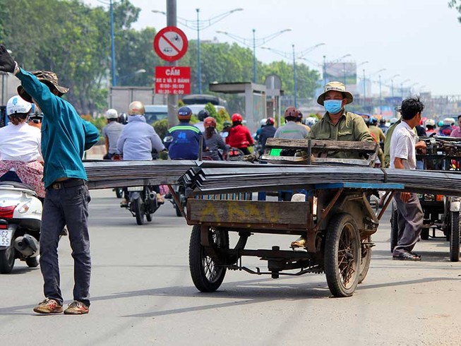 Tăng gấp đôi mức phạt: Nạn nhân giao thông nói gì?