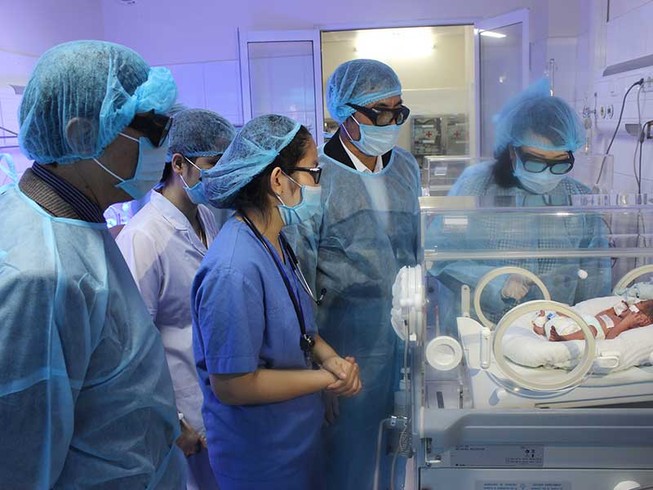 Bộ Y tế: Nhiều trăn trở về sự cố y khoa