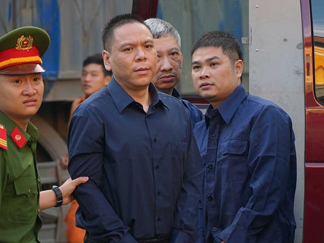 Các bị cáo VNCB đòi truy hồi hàng ngàn tỉ đồng