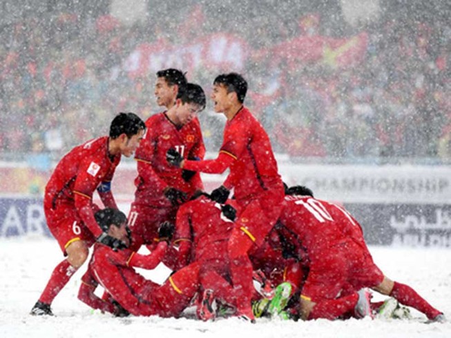 Không khí lạnh ở Trung Quốc ‘đuổi theo’ U-23 Việt Nam