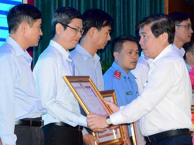 ‘Chấm dứt Tết, bắt tay ngay vào công việc’
