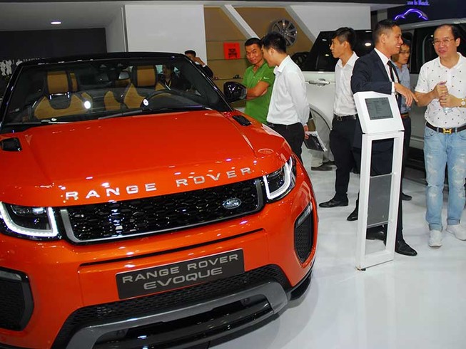 Tranh luận kịch liệt về điều kiện nhập ô tô ngoại