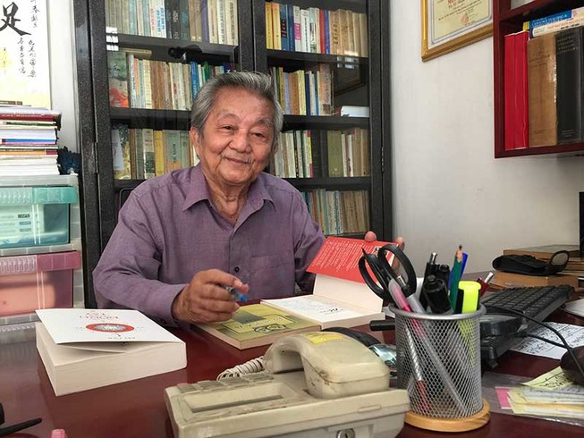 ‘Đê tiện nhất trong tranh luận là chụp mũ chính trị’