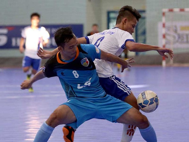 Còn có sân chơi của sinh viên và tân binh VietFootball
