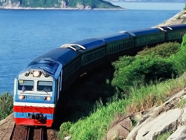 Hỏa xa quê ta và bài ca về tuyến đường sắt già