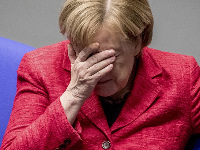 2 tuần để bà Merkel giữ ghế thủ tướng Đức