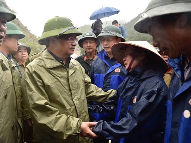 Phó Thủ tướng tới Lai Châu chỉ đạo chống lũ