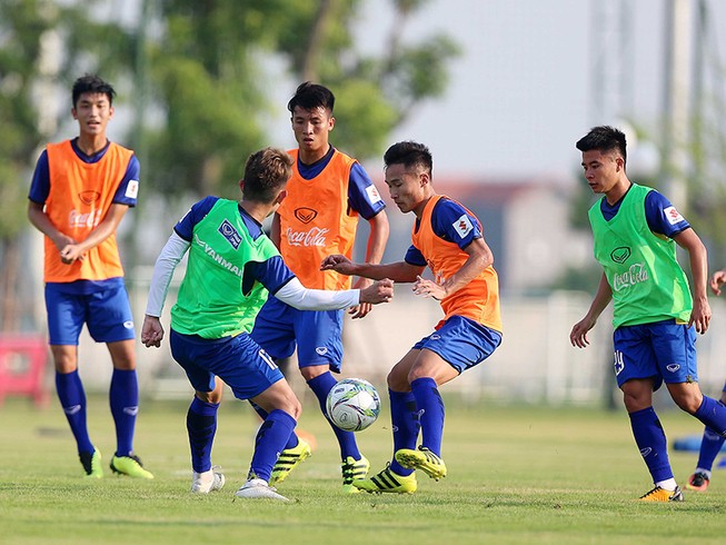 U-16 Việt Nam và áp lực đá đâu thắng đó