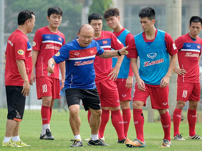 Đông Nam Á rộn ràng chuẩn bị AFF Cup