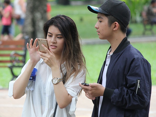 Đổi đầu số điện thoại, coi chừng mất thông tin