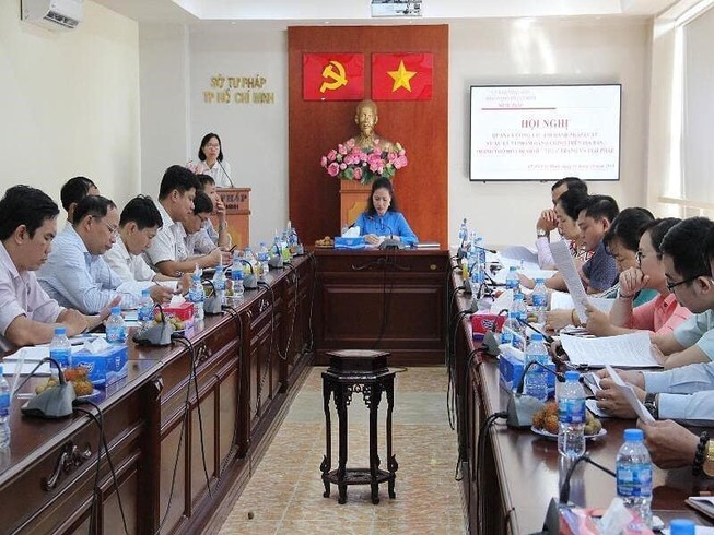 Khó phạt xả rác, tiểu bậy dù mức phạt tăng gấp 10 lần