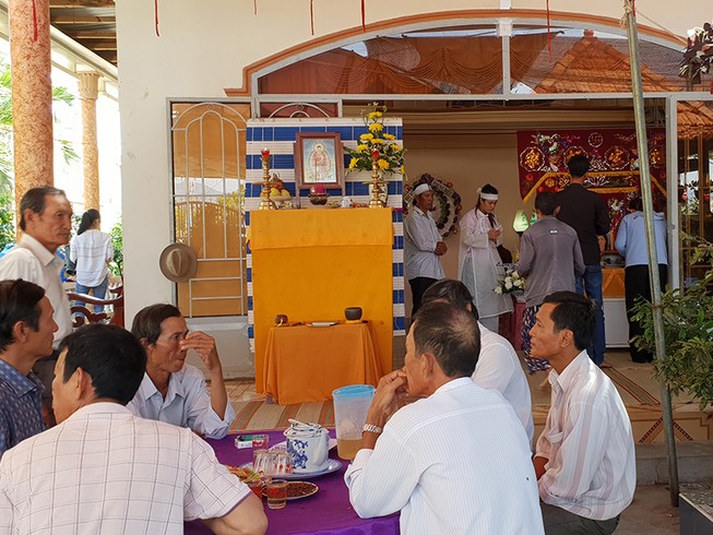 Làm gì để không còn “chết tại trụ sở công an“?