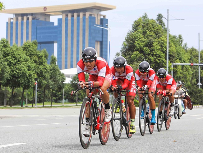 Xe đạp TP.HCM chia tay ‘thế hệ vàng’ sau đại hội TDTT
