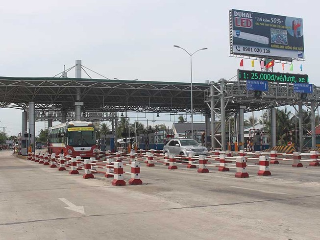 Thứ trưởng Bộ GTVT nói về việc thu phí trở lại BOT Cai Lậy
