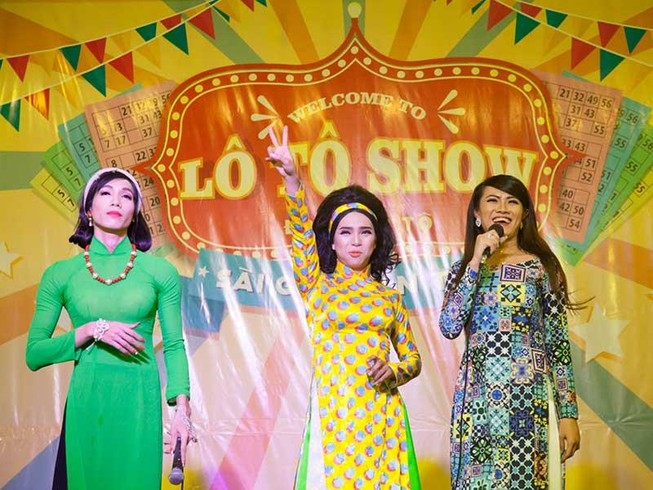 Đoàn lô tô Sài Gòn: ‘lột xác’ nghệ thuật lô tô
