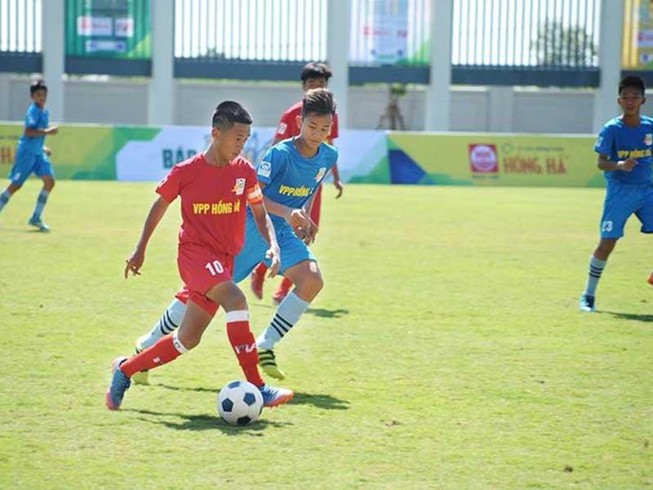 Đông Nam Á đừng vội nghĩ đến World Cup