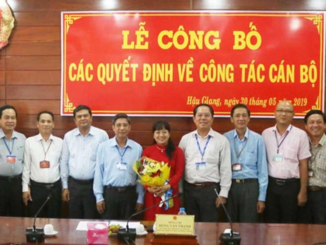 Lý tình vụ phó giám đốc Sở Tư pháp từ chối điều động