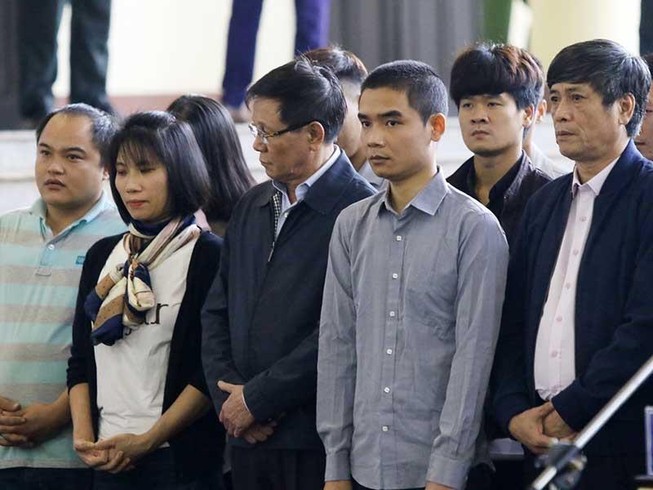 Vì sao khó ‘vịn’ người nhận hối lộ trong nhiều vụ án lớn?