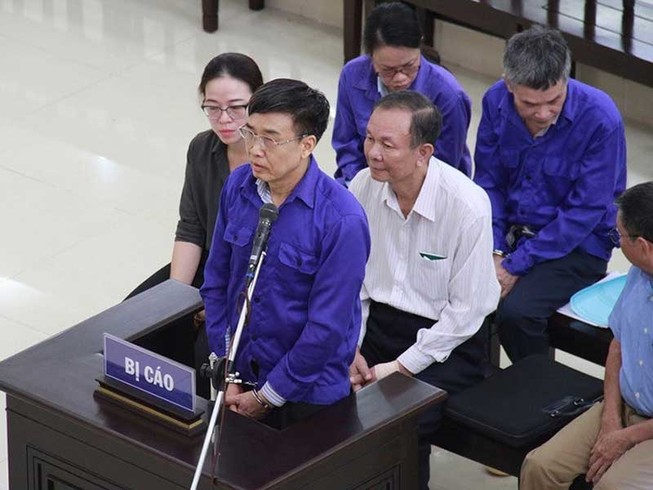 Cựu thứ trưởng bị sáu năm tù, bồi thường 150 tỉ