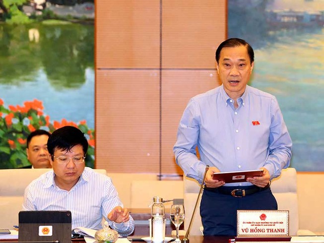 Không nên cấm dịch vụ đòi nợ thuê