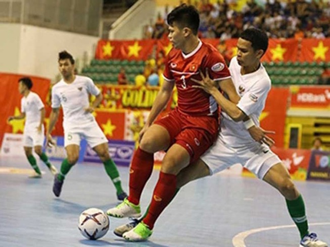 Phung phí cơ hội, Futsal Việt Nam còn chờ vé bán kết