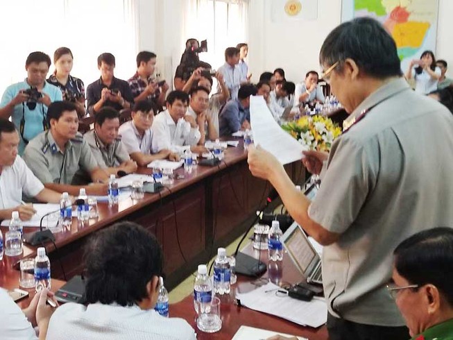 Cà Mau lập tổ đặc trị cán bộ nhũng nhiễu