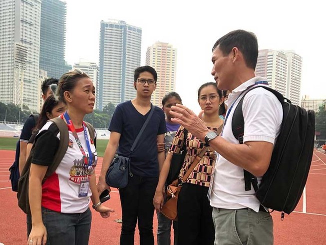 SEA Games 30 sát ngày khai mạc vẫn căng mình chạy