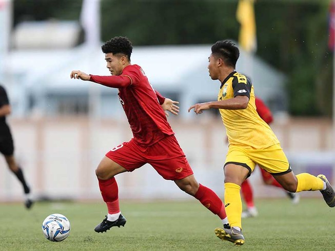Việt Nam - Brunei (6-0): Thắng dễ hơn đá tập!