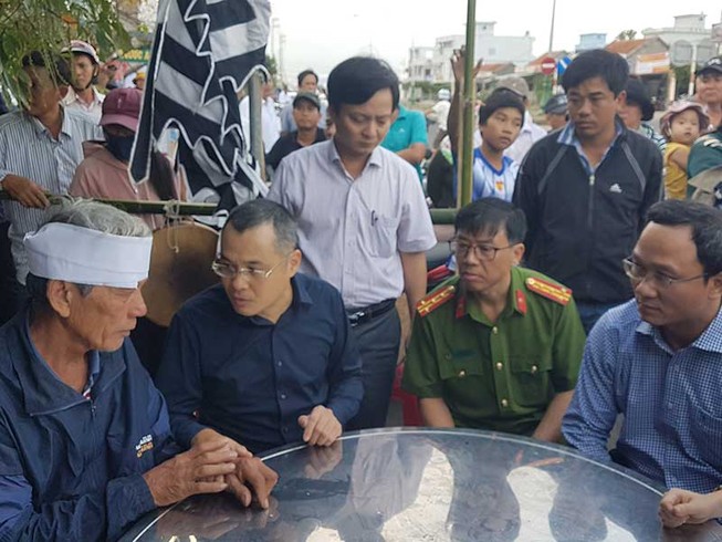 Bắt tài xế say rượu, không bằng lái tông 7 người