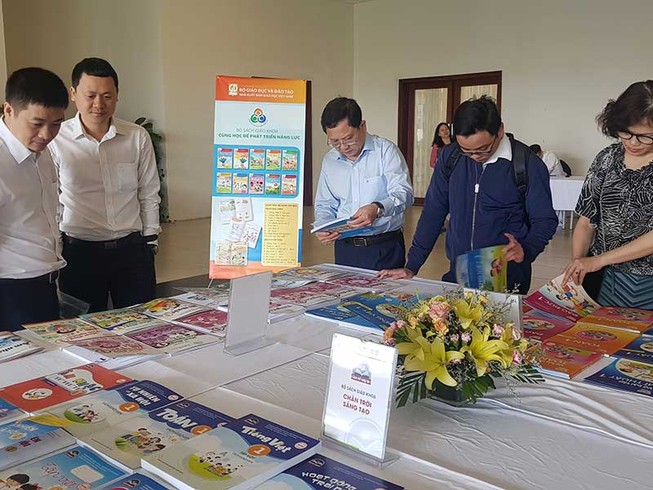 Chỉ có 2 tháng để lựa chọn sách giáo khoa mới