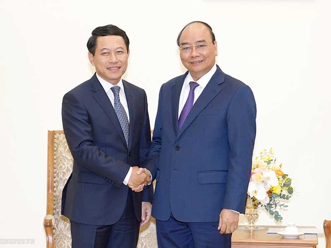 Thủ tướng đề nghị Lào tháo gỡ khó khăn cho DN Việt Nam