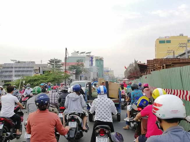 Dân Bình Tân 2 năm ngóng xong cầu Bưng