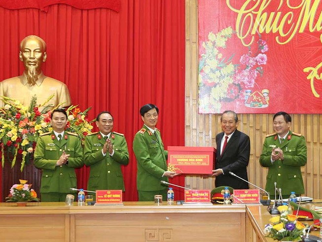 Phó Thủ tướng gửi thư khen các đơn vị nghiệp vụ của Bộ Công an