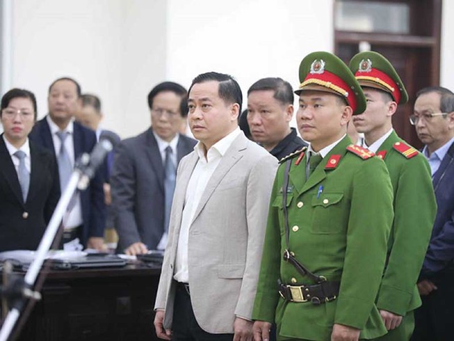Hai cựu chủ tịch Đà Nẵng khai ‘vênh’ nhau