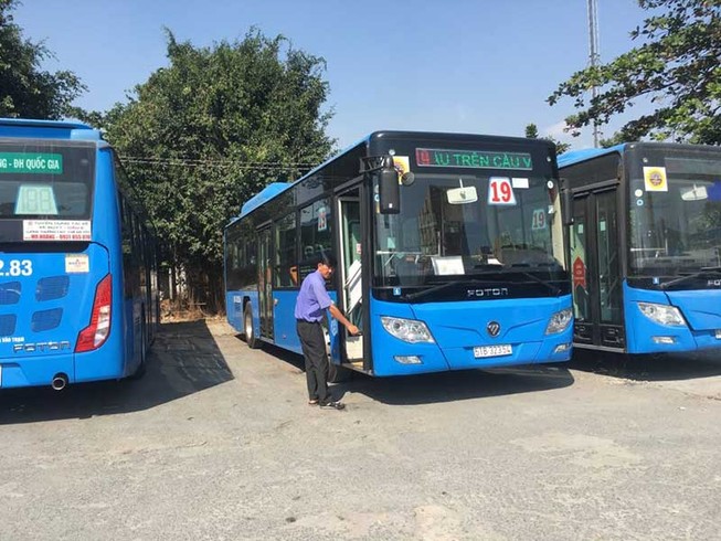 Hiến kế ‘giải cứu’ xe buýt ở TP.HCM