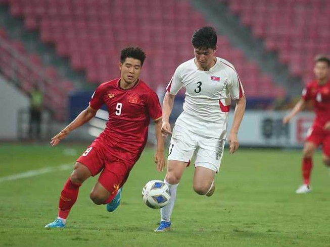 Leo hai ngọn núi