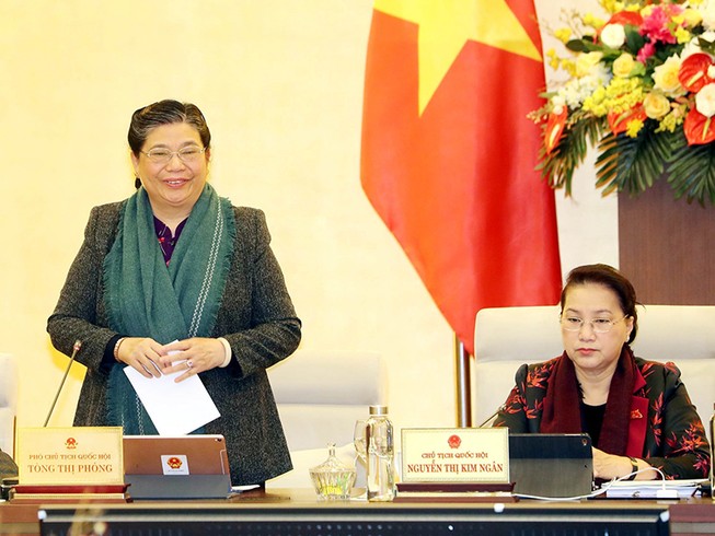 Đề xuất: Không tính tuổi hưu với đại biểu chuyên trách