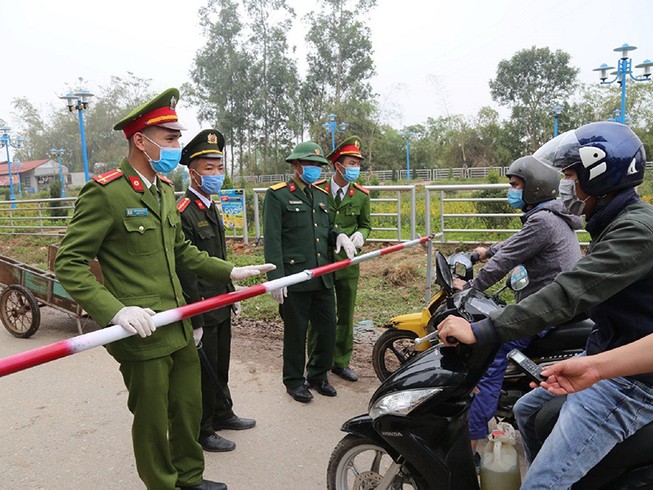 Tường trình từ tâm dịch COVID-19 ở Sơn Lôi, Vĩnh Phúc