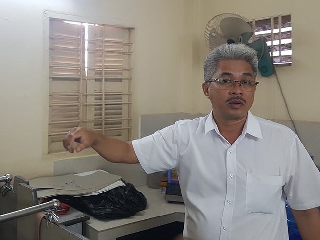 Xây trụ sở nhà nước làm nghiêng nhà dân