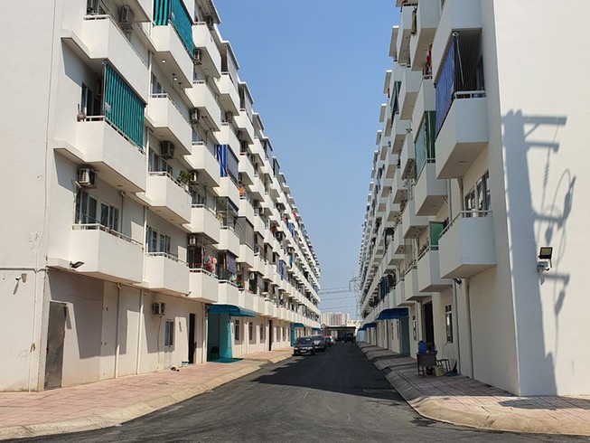 Văn bản thêm 1 dòng, doanh nghiệp khổ 3 năm