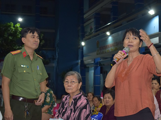 Ban đêm cần hỗ trợ, cứ gọi công an