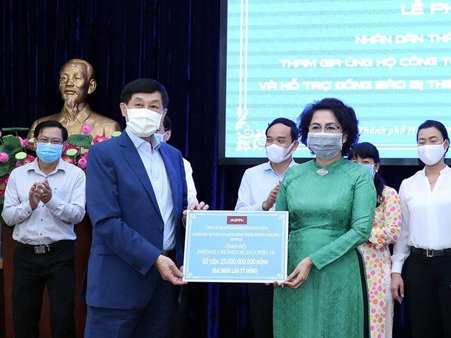 TP.HCM nghĩa tình, góp sức chống dịch COVID-19