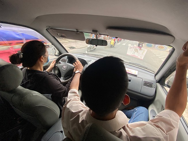 Đa số thành viên Chính phủ muốn Bộ GTVT cấp bằng lái xe
