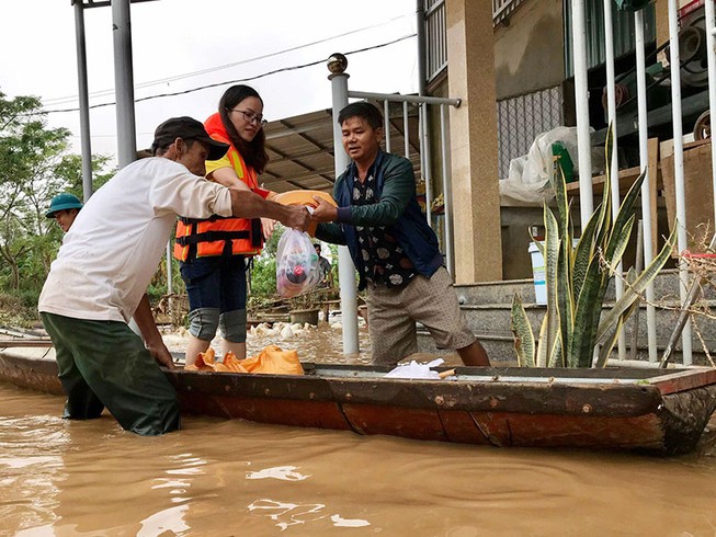 Thủ tướng: ‘Sẵn sàng hơn nữa để cứu dân’
