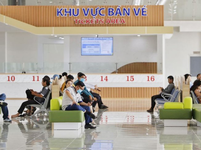 Bộ GTVT quy định bến, bãi đỗ xe phải có trạm sạc điện